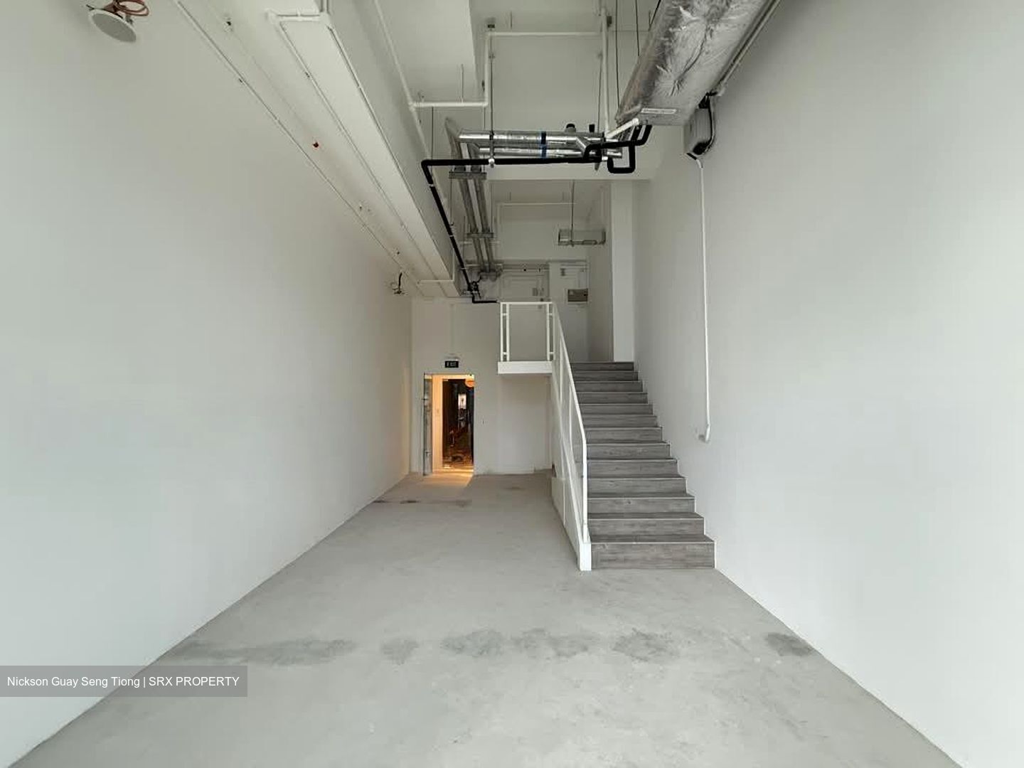 Woods Square (D25), Office #536302281